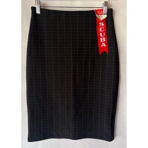 Maze Collection Black Plaid SCUBA Pencil Skirt Career Workwear‎ NEW